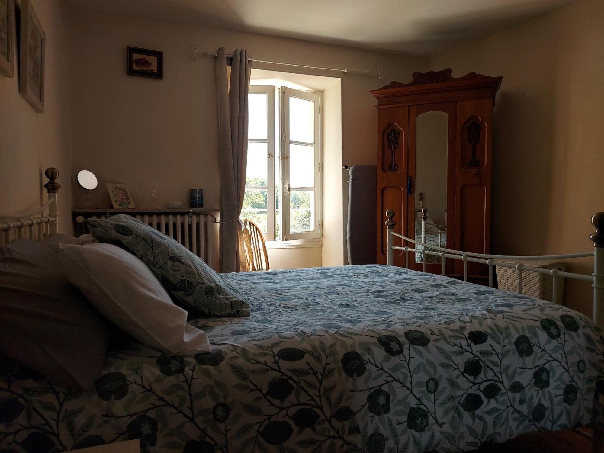 Charming Two Bedroom Gite With Beautiful Gardens Confolens Exterior foto
